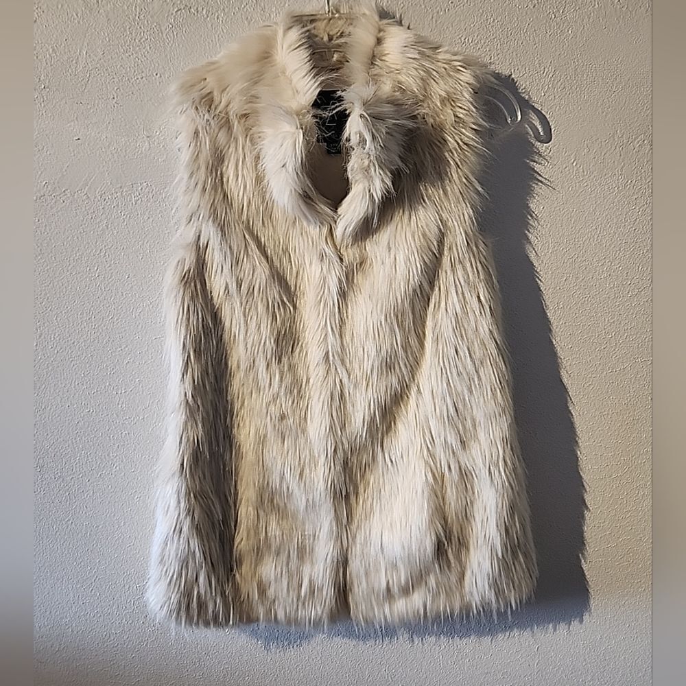 Rachel Zoe Faux Fur Vest XXS Extra Small White Gray
